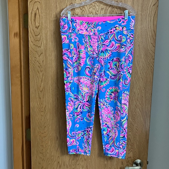 🌴Lilly Pulitzer Luxletic Cropped Leggings XL - Picture 2 of 10